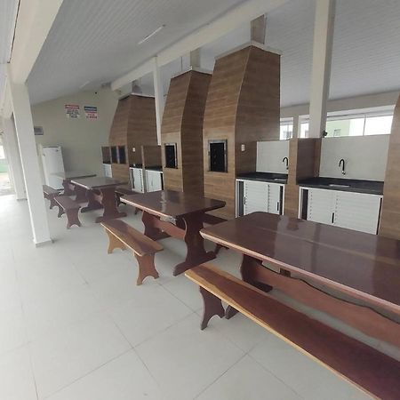 Apto Espetacular A 50 M Do Mar Em Condominio Com Piscinas Maravilhosas Guaratuba Exteriör bild
