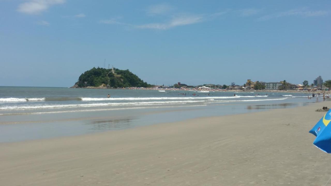 Apto Espetacular A 50 M Do Mar Em Condominio Com Piscinas Maravilhosas Guaratuba Exteriör bild